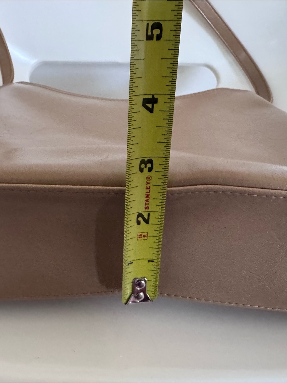 Liz Claiborne Taupe Shoulder Bag Y2K Minimalist Quiet Luxury Everyday Purse EUC - Picture 8 of 14